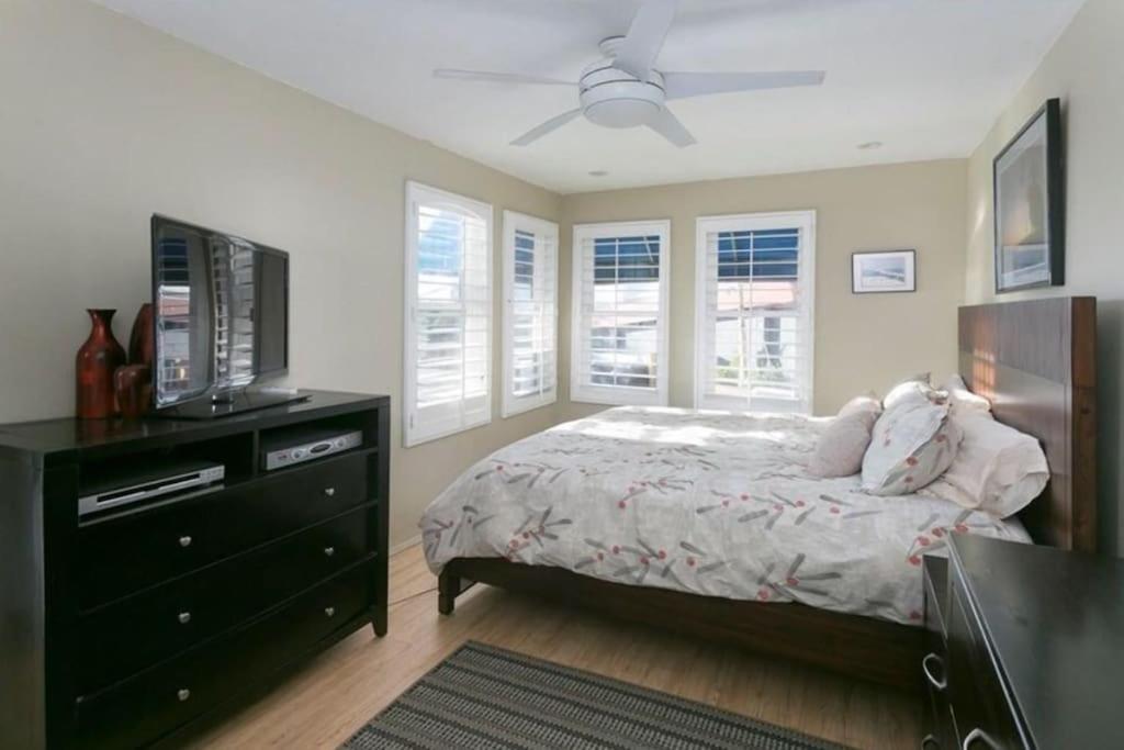 90210 Beach House Lower Unit Хермоса-Бич Экстерьер фото